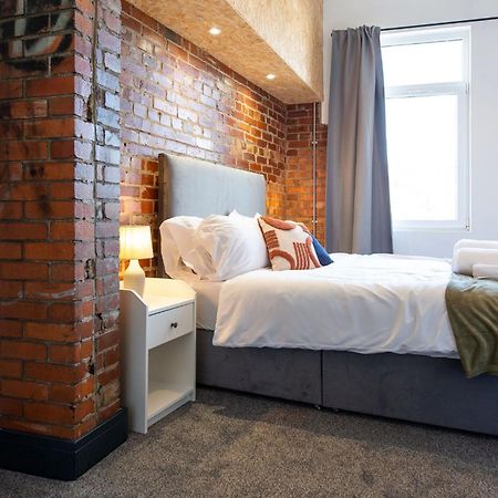 The Kingsway- 2 Bedroom Central Swansea Apartments By Stayright Exterior photo