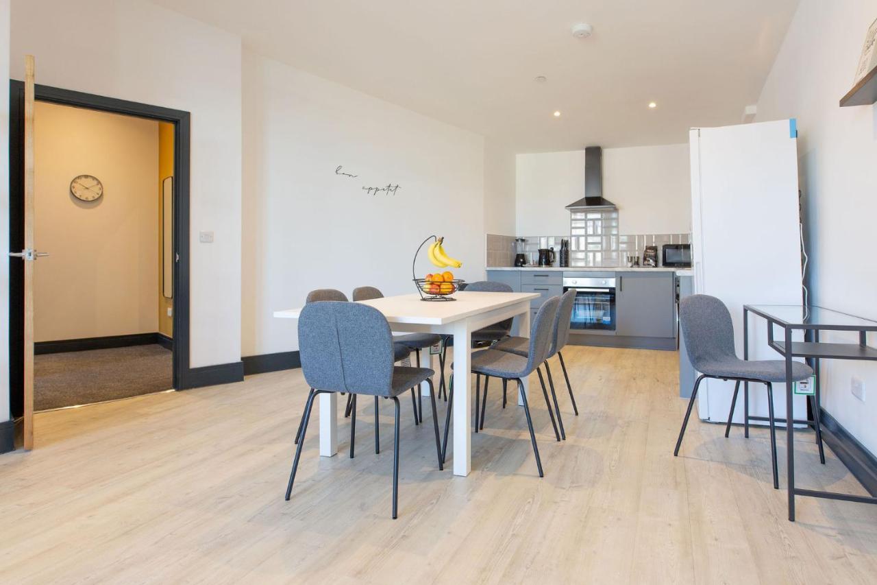 The Kingsway- 2 Bedroom Central Swansea Apartments By Stayright Exterior photo