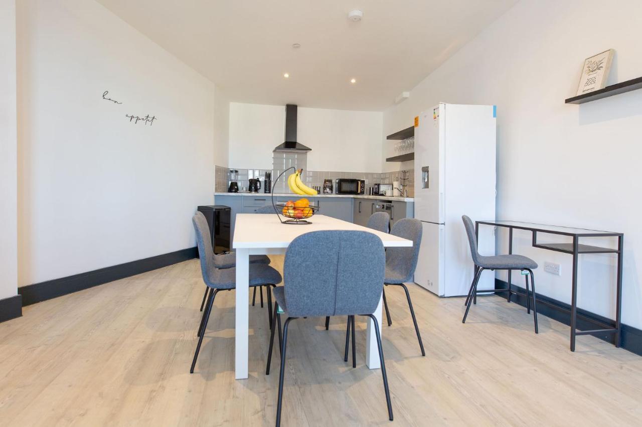 The Kingsway- 2 Bedroom Central Swansea Apartments By Stayright Exterior photo