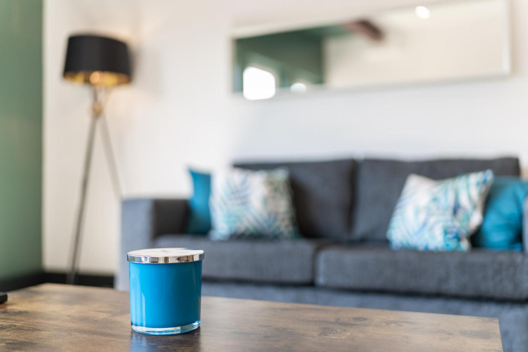 The Kingsway- 2 Bedroom Central Swansea Apartments By Stayright Exterior photo